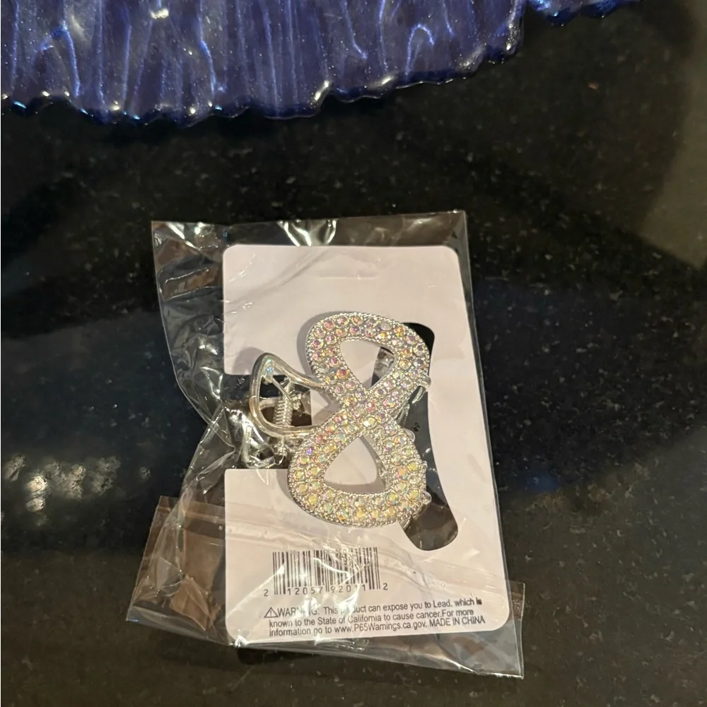 Infinity Rhinestones Hair Clip - Picture 2 of 2